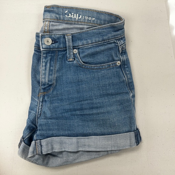 GAP Blue Jean Shorts Distressed Cut-Off Style - Picture 5 of 6